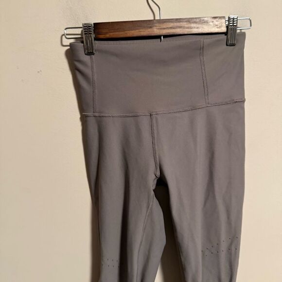 Lululemon Zoned In Tight *27" Lunar Rock- Size 6 - Picture 4 of 11